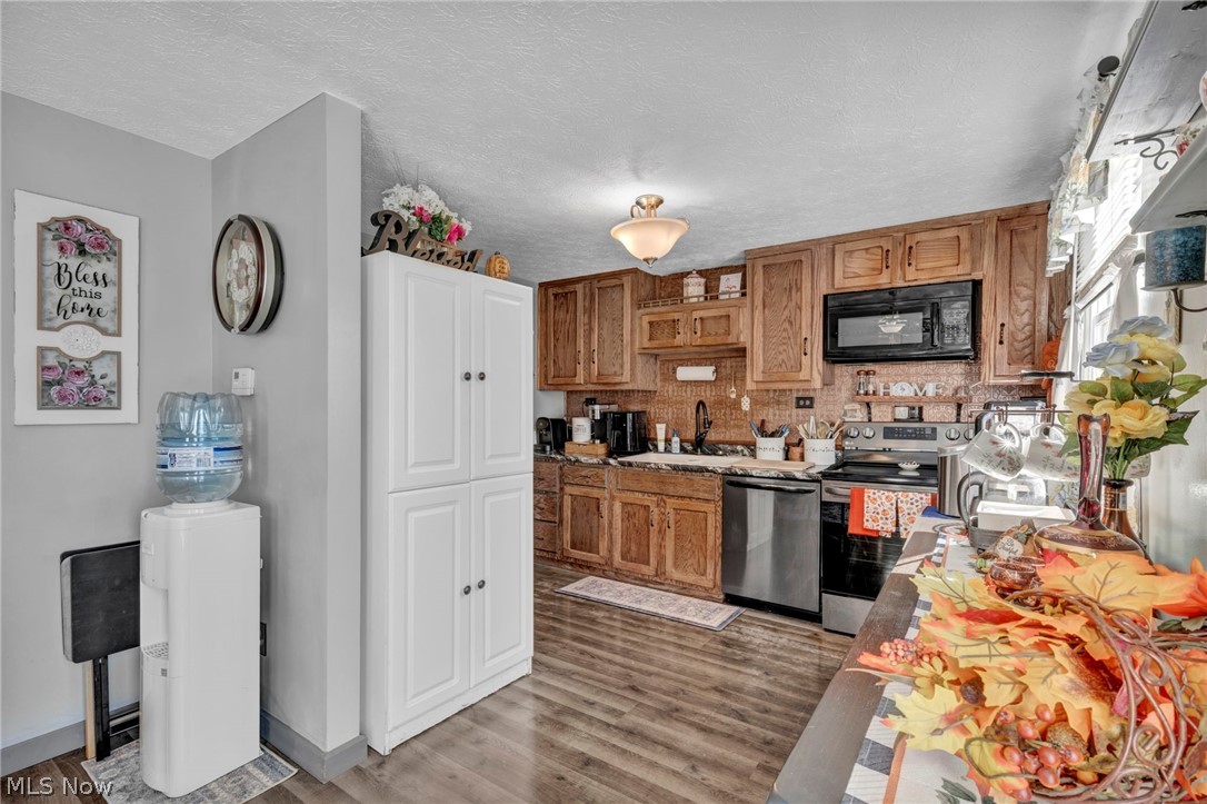 702 Oberlin Place Austintown OH 44515
