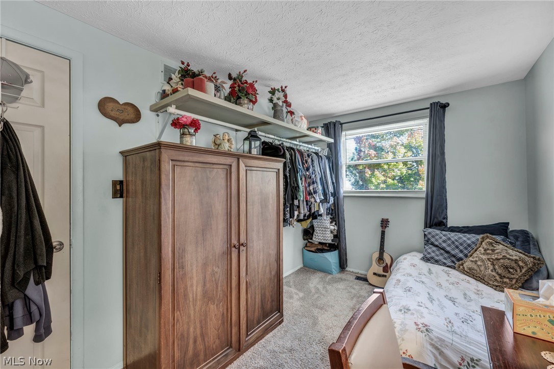 702 Oberlin Place Austintown OH 44515
