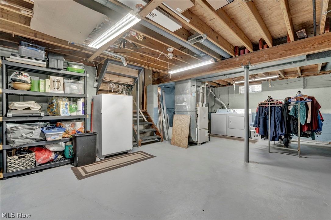 702 Oberlin Place Austintown OH 44515