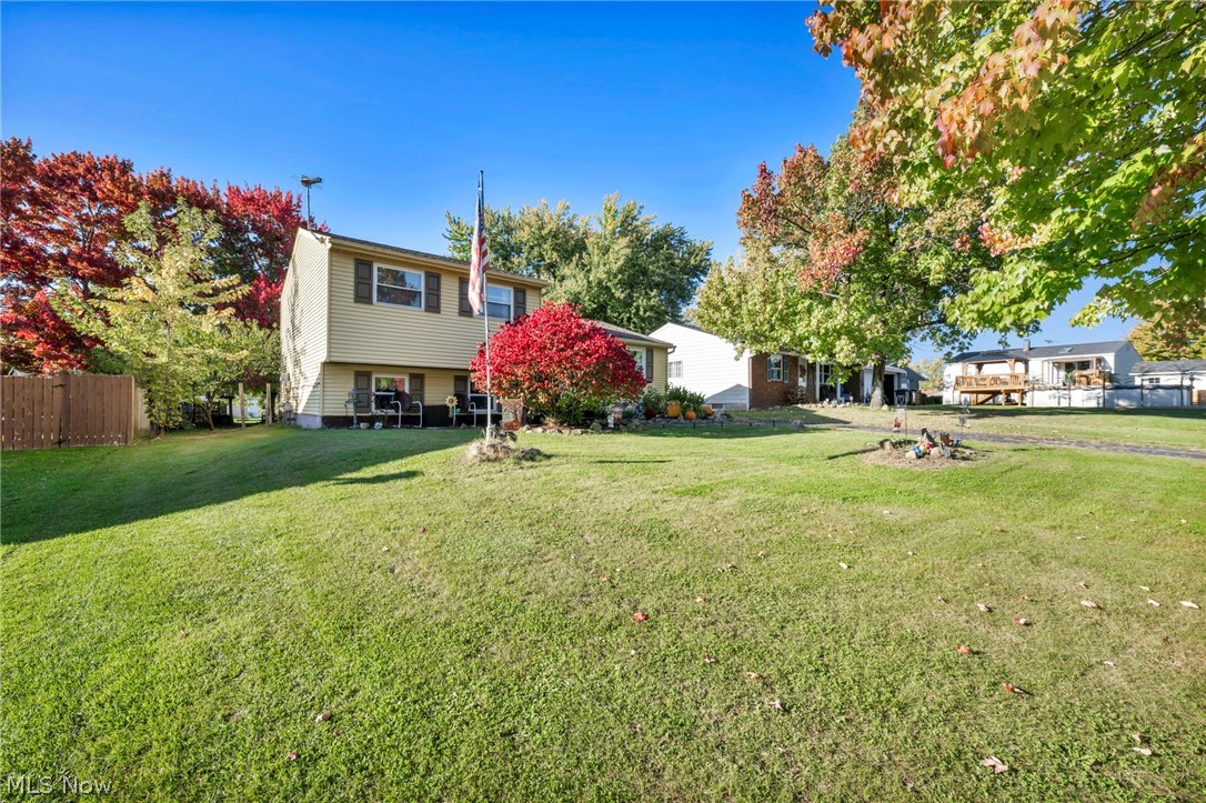 702 Oberlin Place Austintown OH 44515