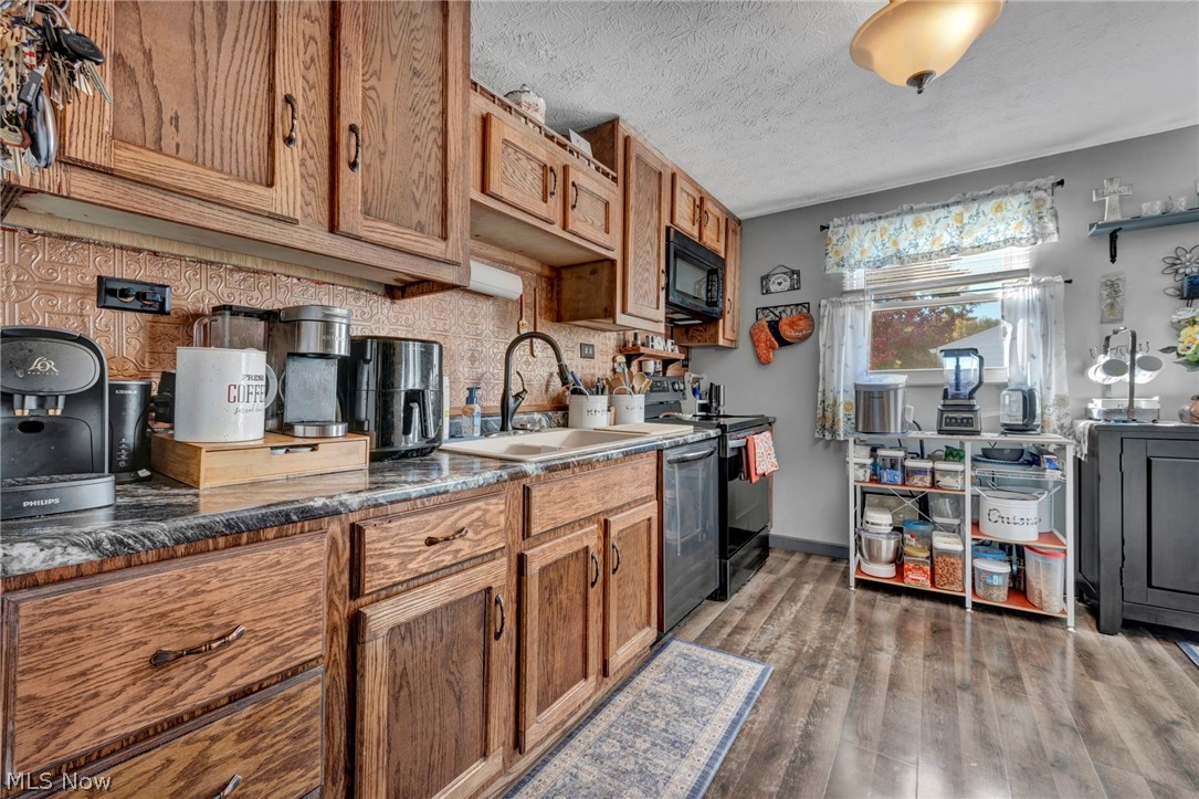 702 Oberlin Place Austintown OH 44515