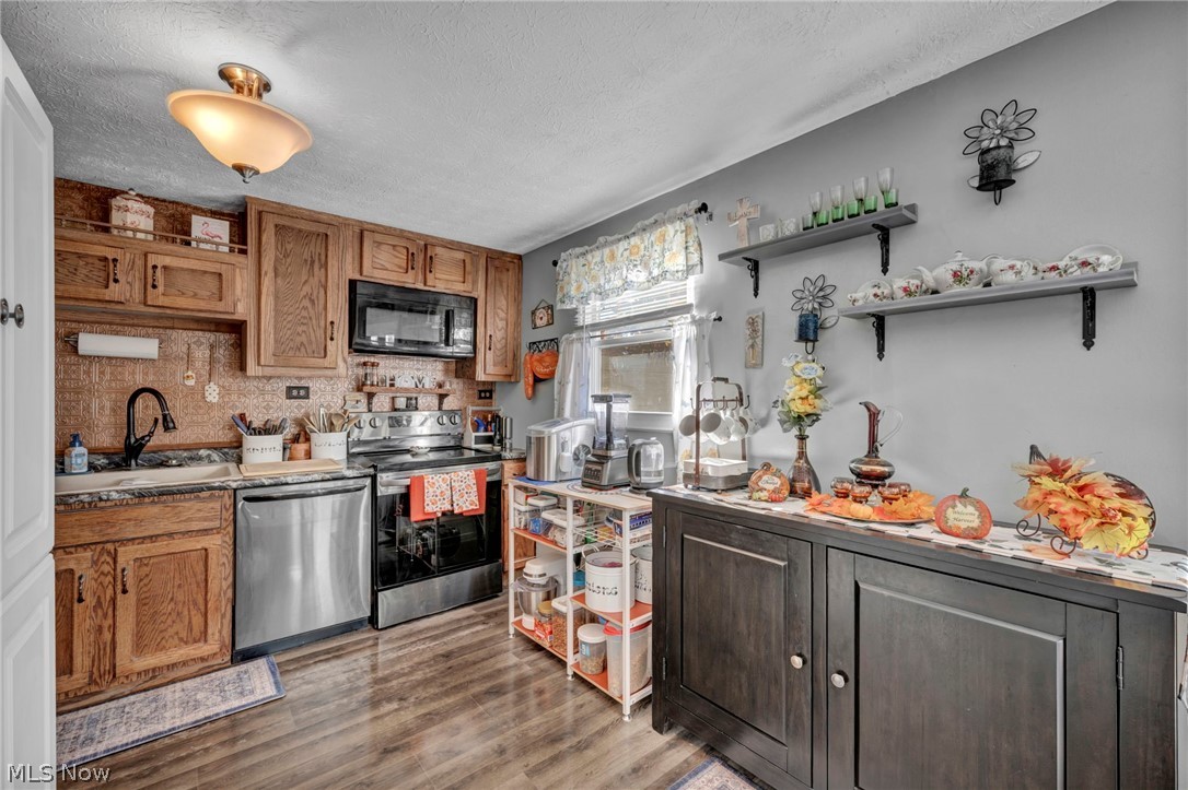 702 Oberlin Place Austintown OH 44515
