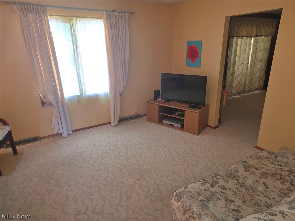 7415 Avon Lane Chesterland OH 44026