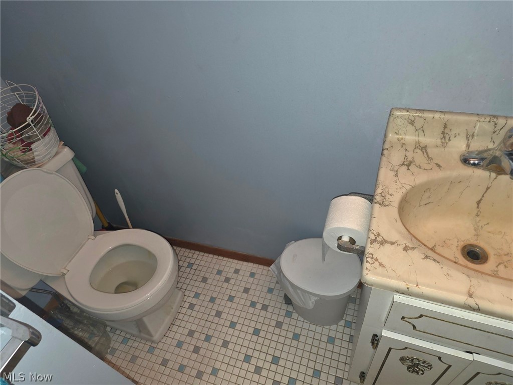 7415 Avon Lane Chesterland OH 44026