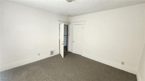 499 Gage Street Akron OH 44311