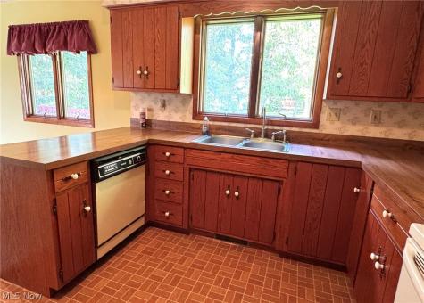 143 Oldman Road Wooster OH 44691