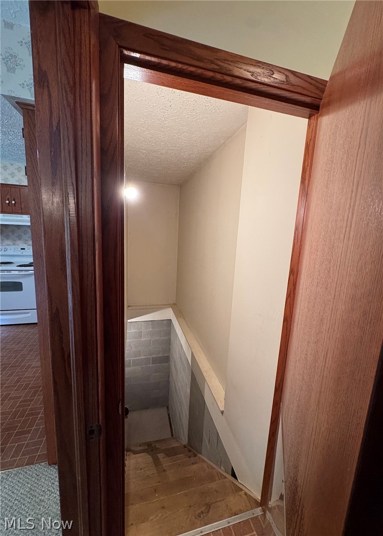 143 Oldman Road Wooster OH 44691
