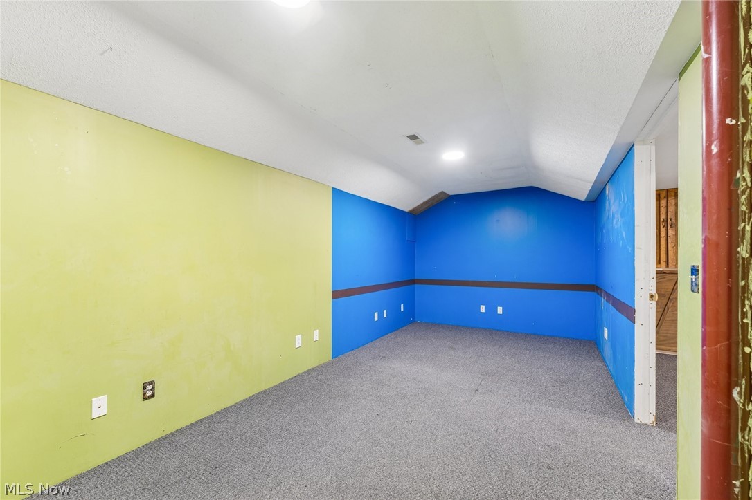 621 Parkside Reserve Street Wellington OH 44090
