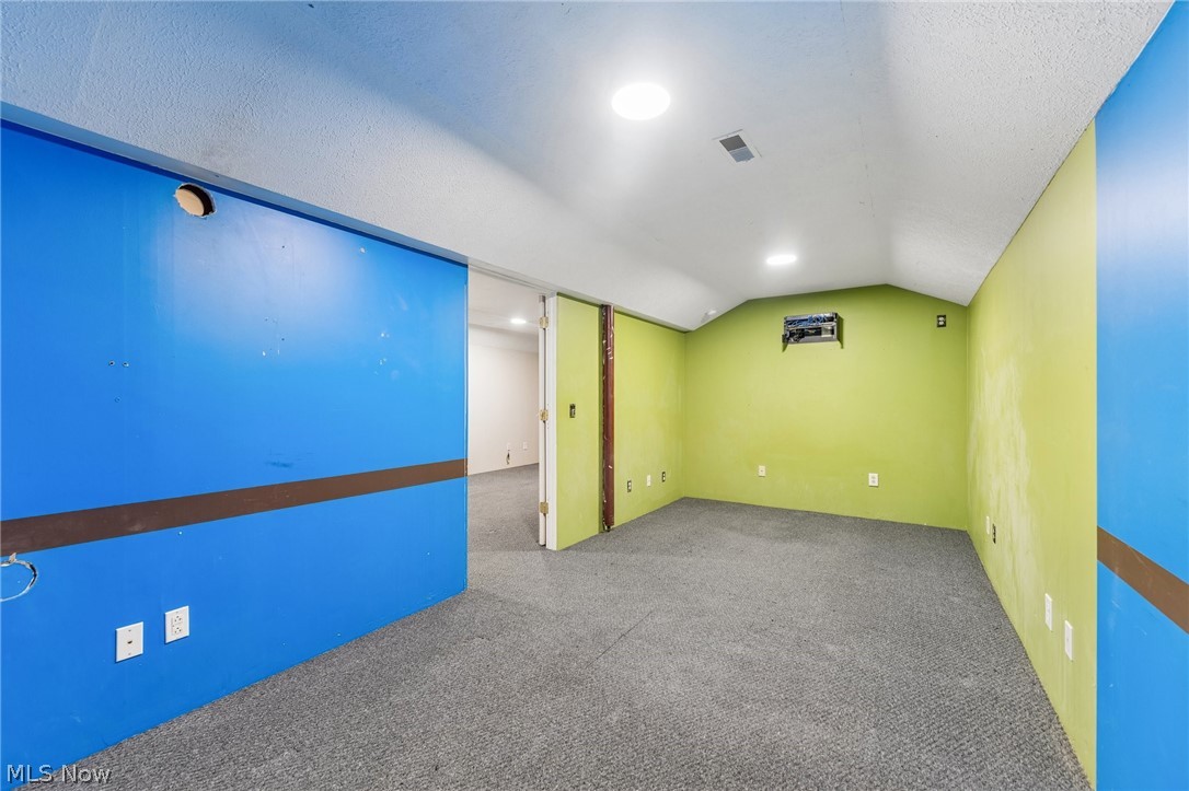 621 Parkside Reserve Street Wellington OH 44090