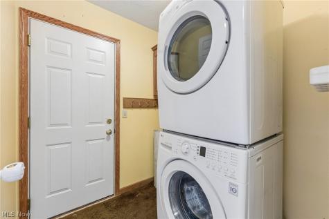 621 Parkside Reserve Street Wellington OH 44090