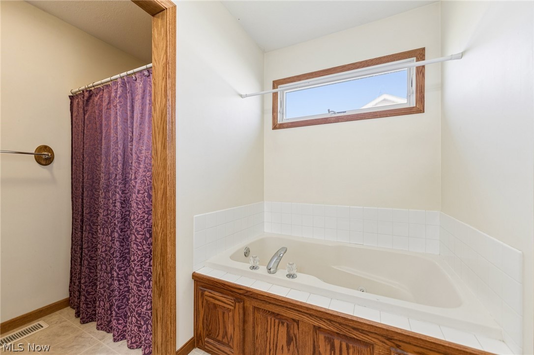 621 Parkside Reserve Street Wellington OH 44090