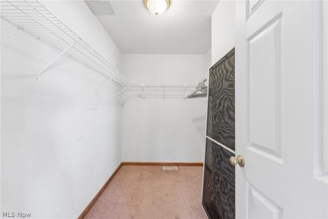 621 Parkside Reserve Street Wellington OH 44090