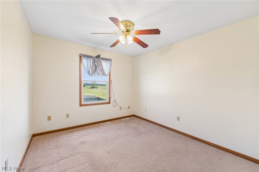 621 Parkside Reserve Street Wellington OH 44090