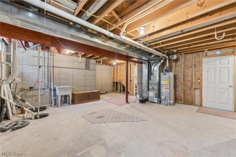 621 Parkside Reserve Street Wellington OH 44090
