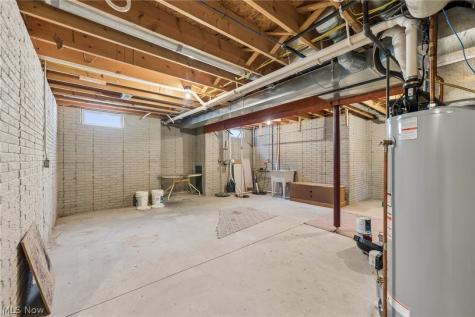 621 Parkside Reserve Street Wellington OH 44090
