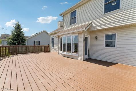 621 Parkside Reserve Street Wellington OH 44090