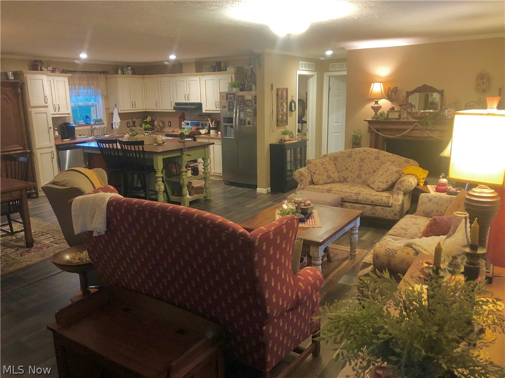 7145 Gopher Road Dellroy OH 44620