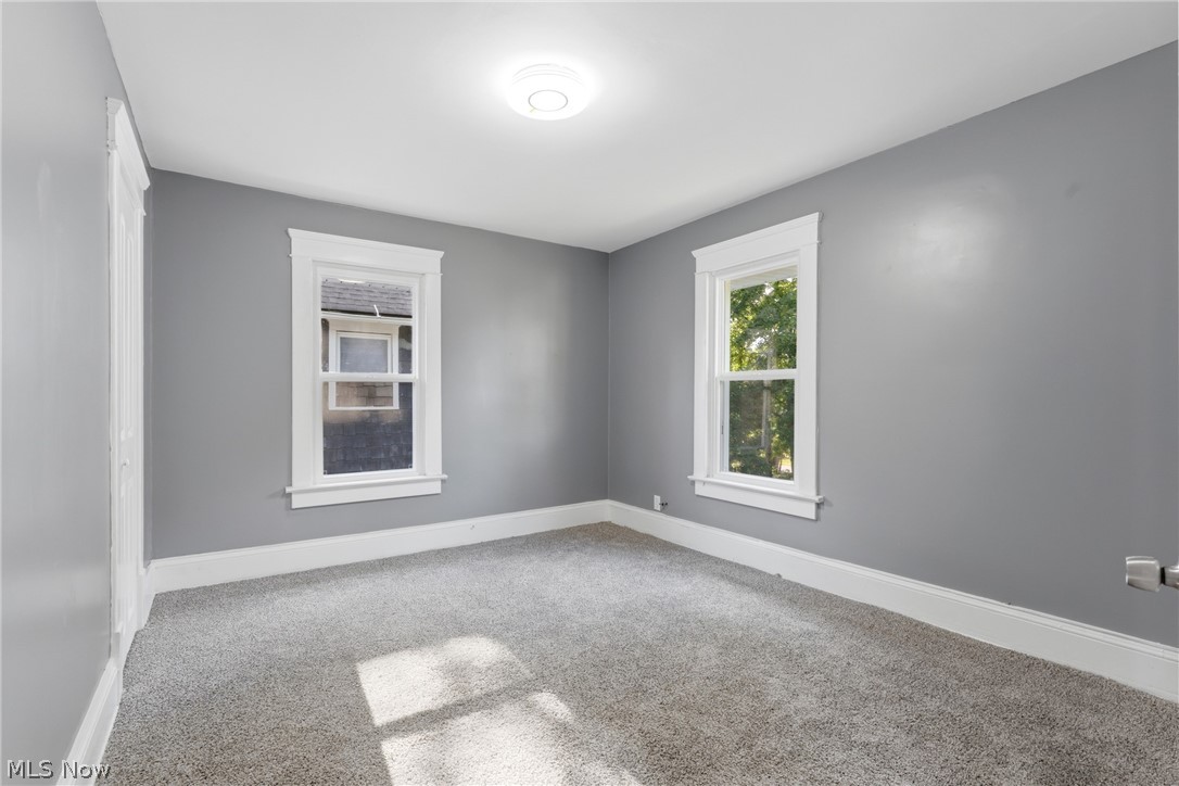 2235 Winfield Way NE Canton OH 44705