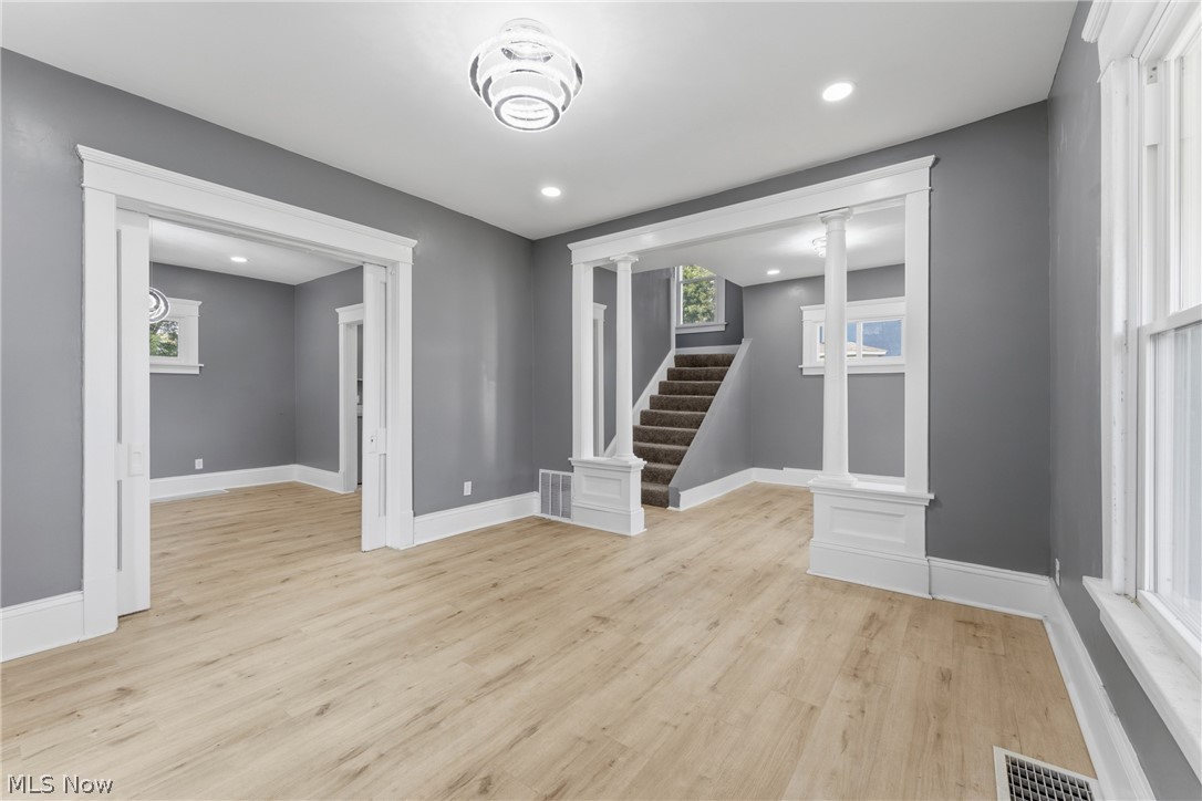 2235 Winfield Way NE Canton OH 44705