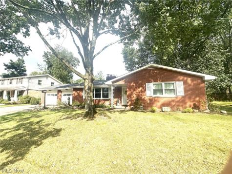 750 Bittersweet Drive NE Massillon OH 44646