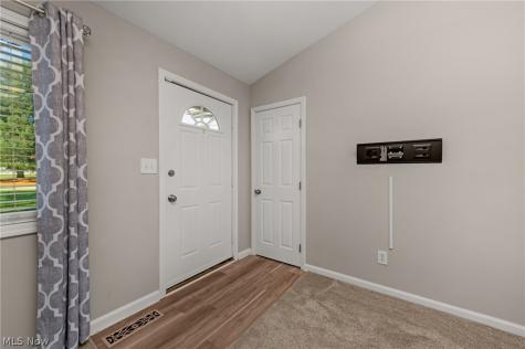 1487 Yale Drive Brunswick OH 44212