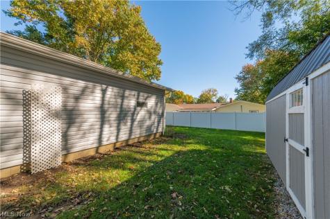 1487 Yale Drive Brunswick OH 44212
