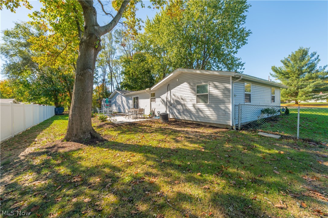1487 Yale Drive Brunswick OH 44212