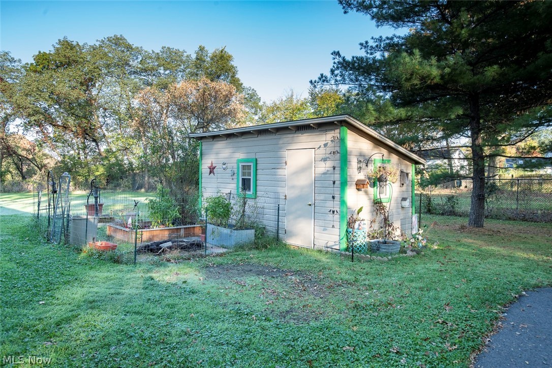 3102 E River Road Sheffield Village OH 44054