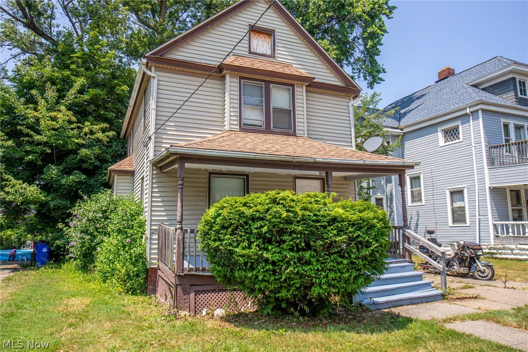 1290 E 188th Street Cleveland OH 44110