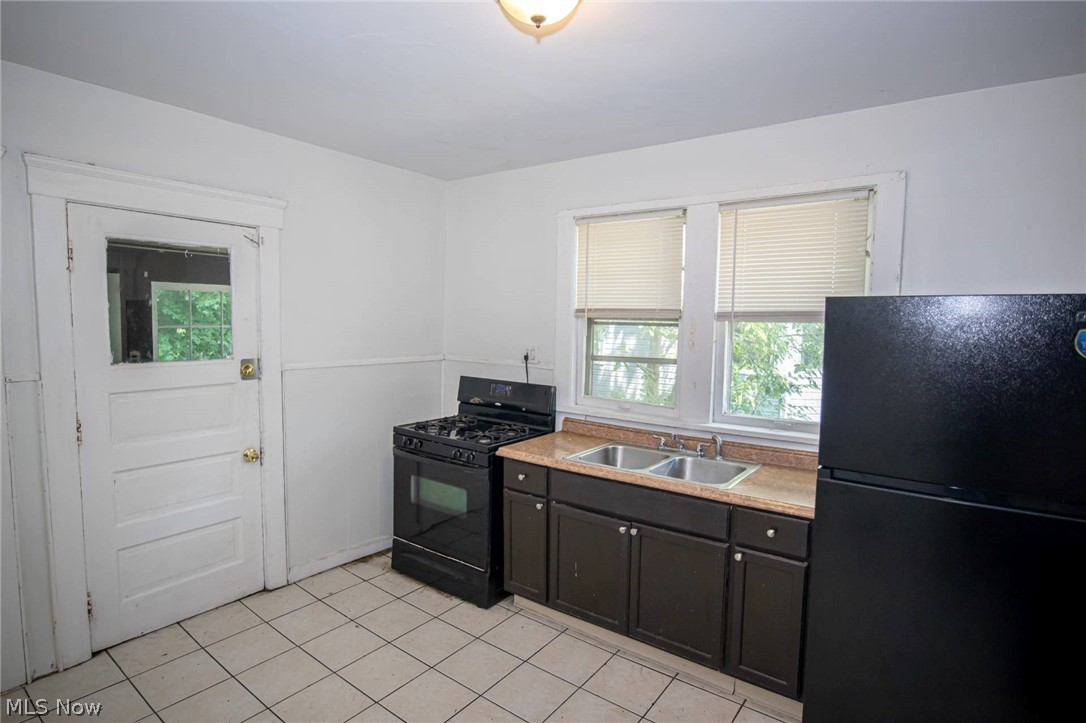 1290 E 188th Street Cleveland OH 44110