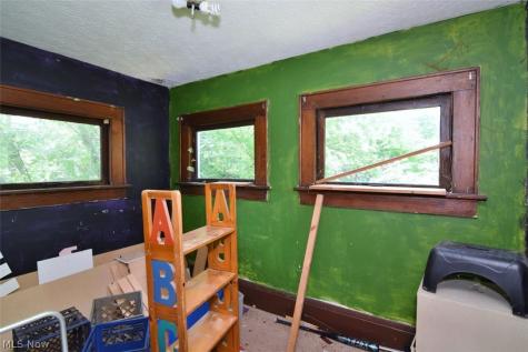 30 W Dalton Street Akron OH 44310