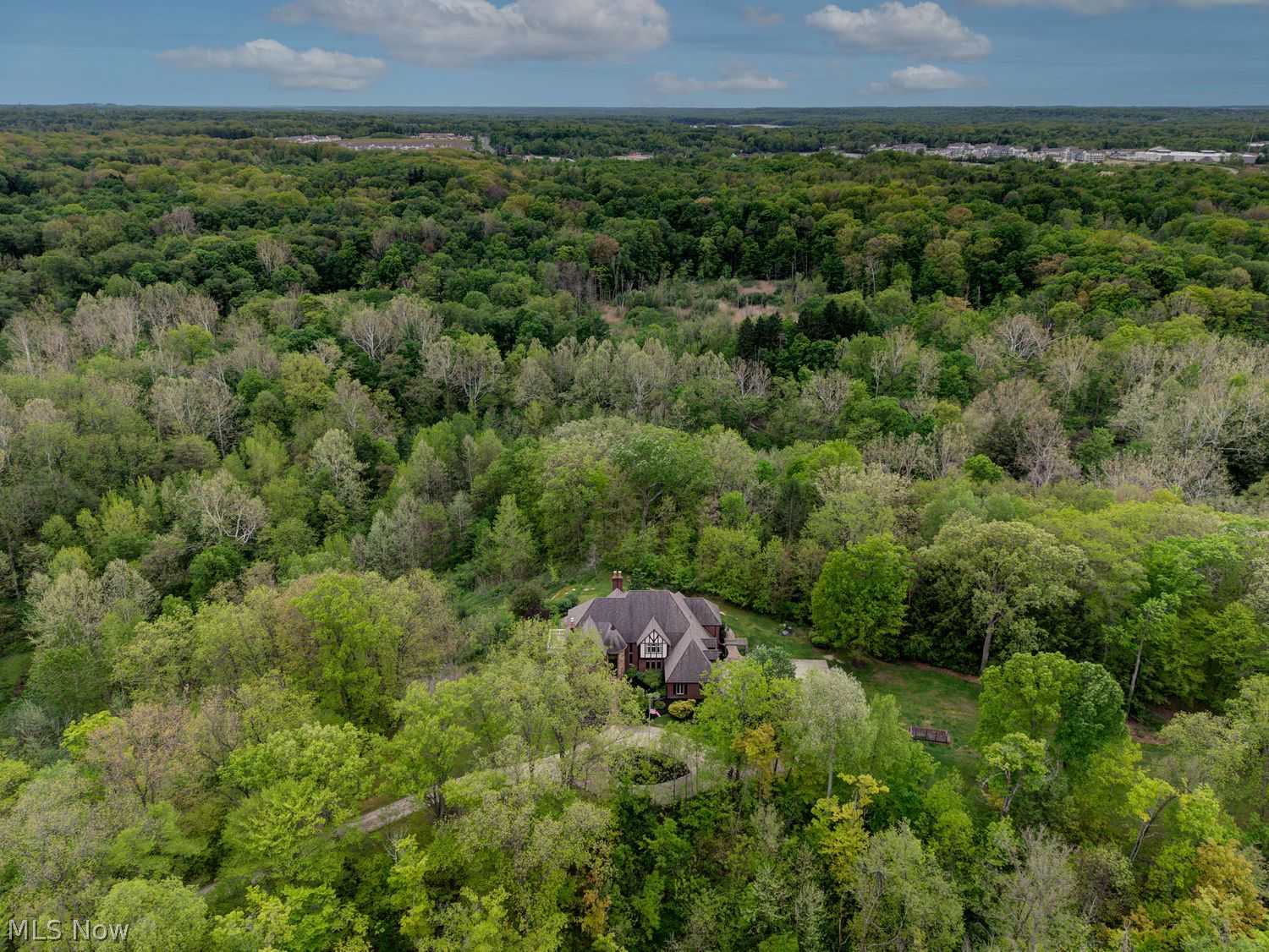 18764 Brewster Road Chagrin Falls OH 44023