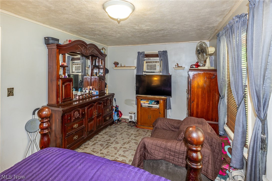 3521 W 49th Street Cleveland OH 44102