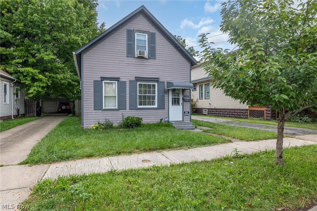 3521 W 49th Street Cleveland OH 44102