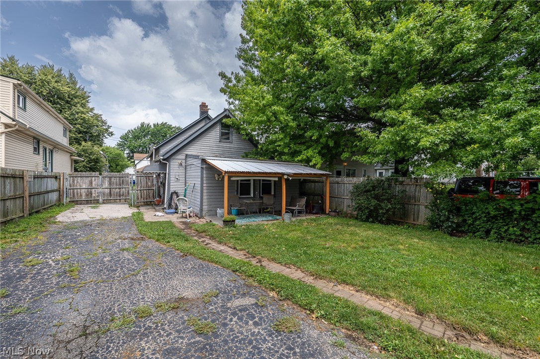 3521 W 49th Street Cleveland OH 44102