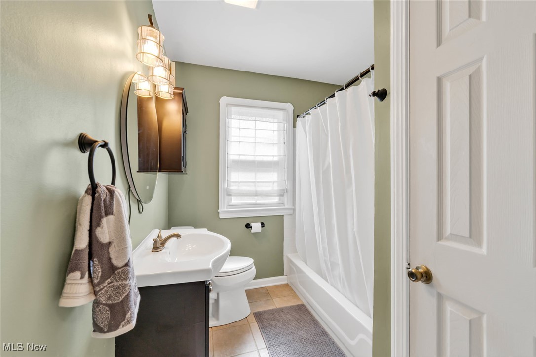 1301 Clague Road Westlake OH 44145