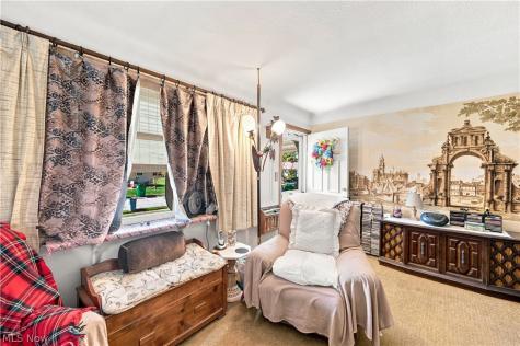 265 E 317th Street Willowick OH 44095