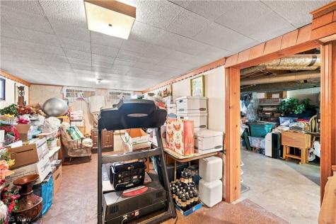 265 E 317th Street Willowick OH 44095