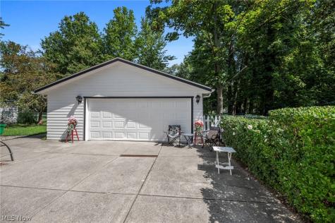 265 E 317th Street Willowick OH 44095