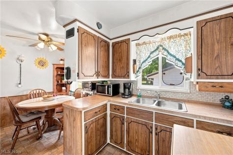 265 E 317th Street Willowick OH 44095