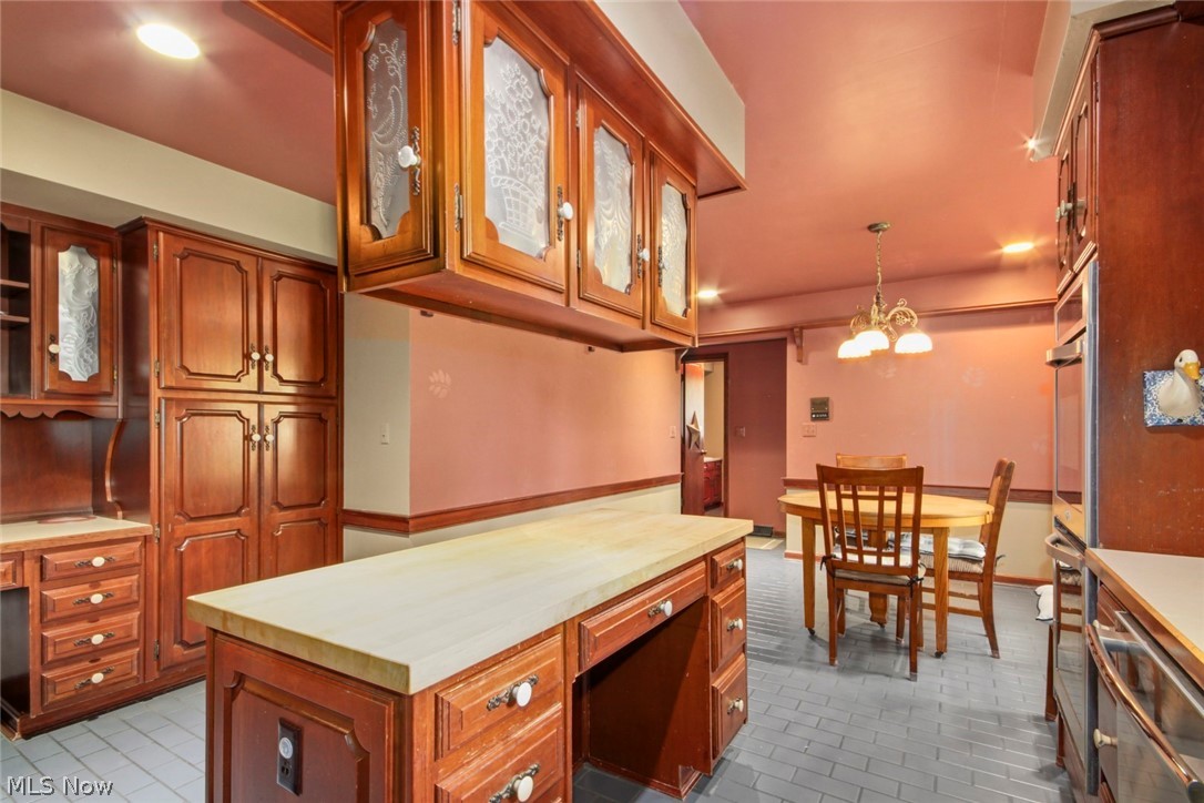 8243 N Lima Road Poland OH 44514