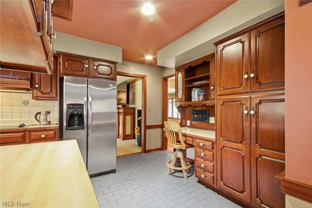 8243 N Lima Road Poland OH 44514