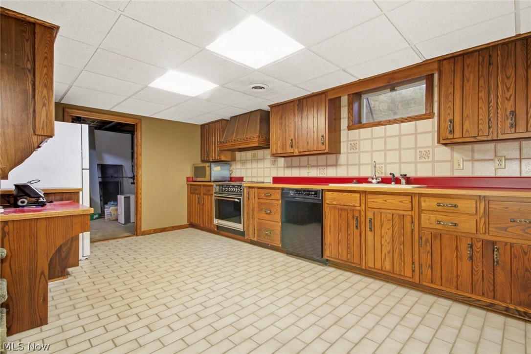 8243 N Lima Road Poland OH 44514