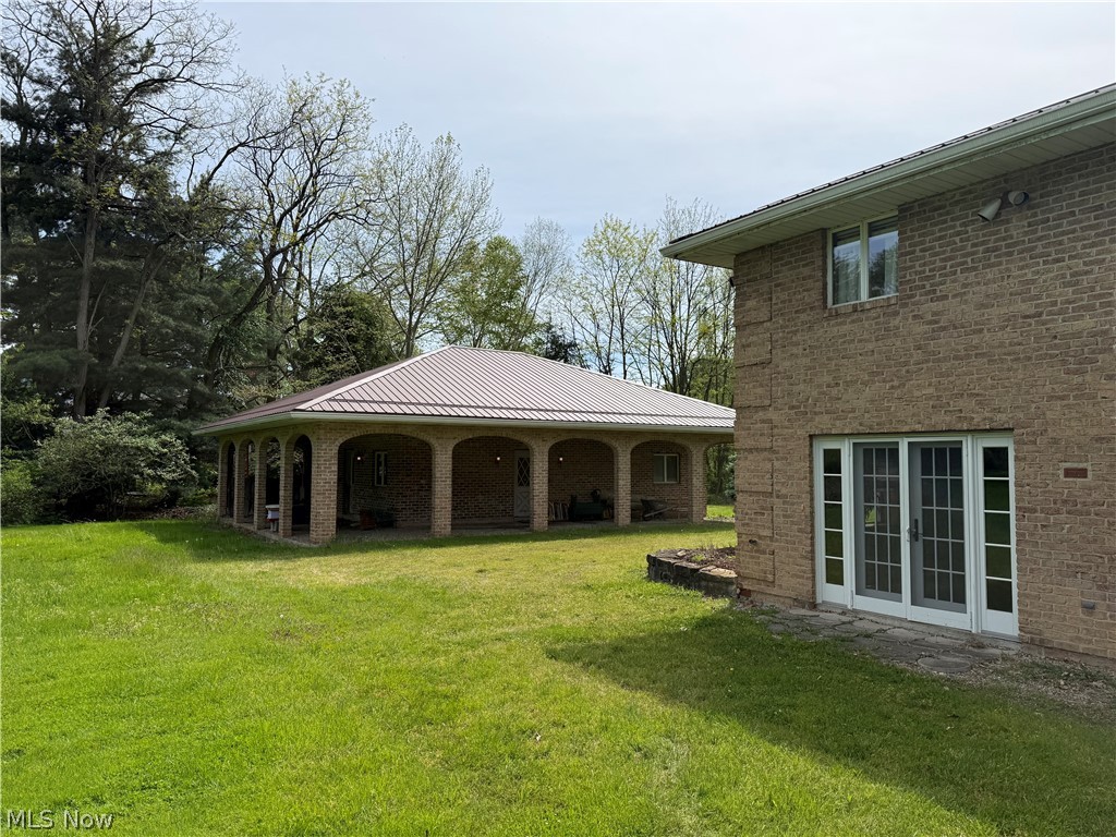 8243 N Lima Road Poland OH 44514