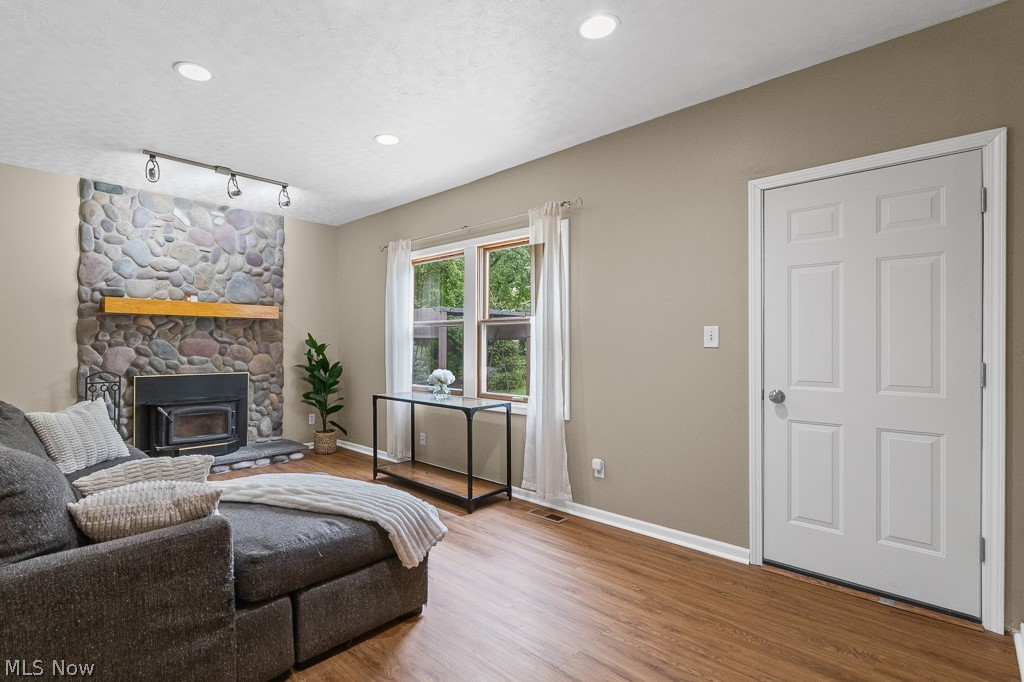8420 Sunnydale Drive Brecksville OH 44141