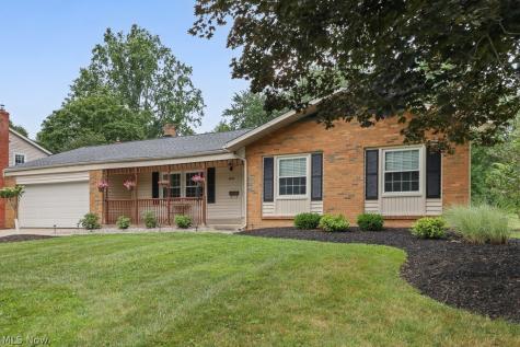 8420 Sunnydale Drive Brecksville OH 44141