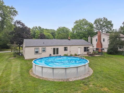 8420 Sunnydale Drive Brecksville OH 44141