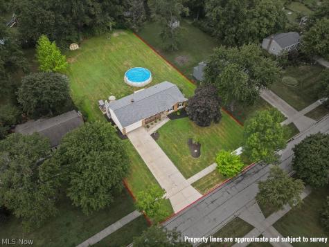 8420 Sunnydale Drive Brecksville OH 44141
