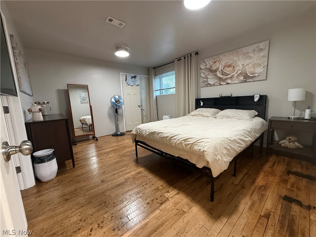 155 North Street NW Warren OH 44420