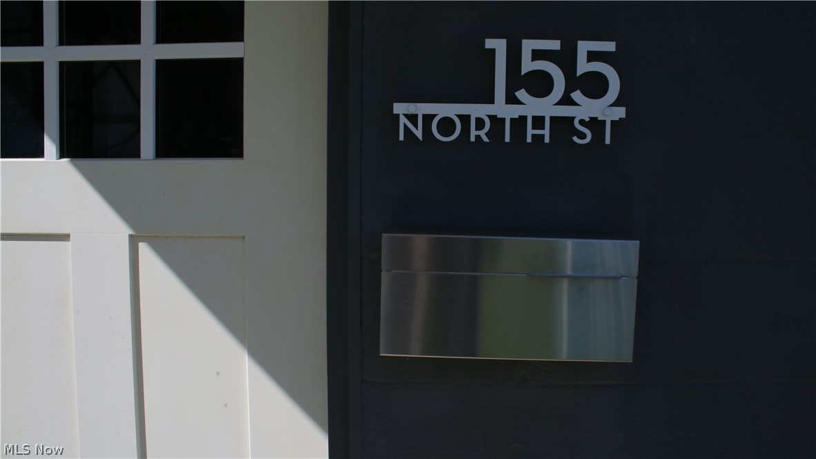 155 North Street NW Warren OH 44420